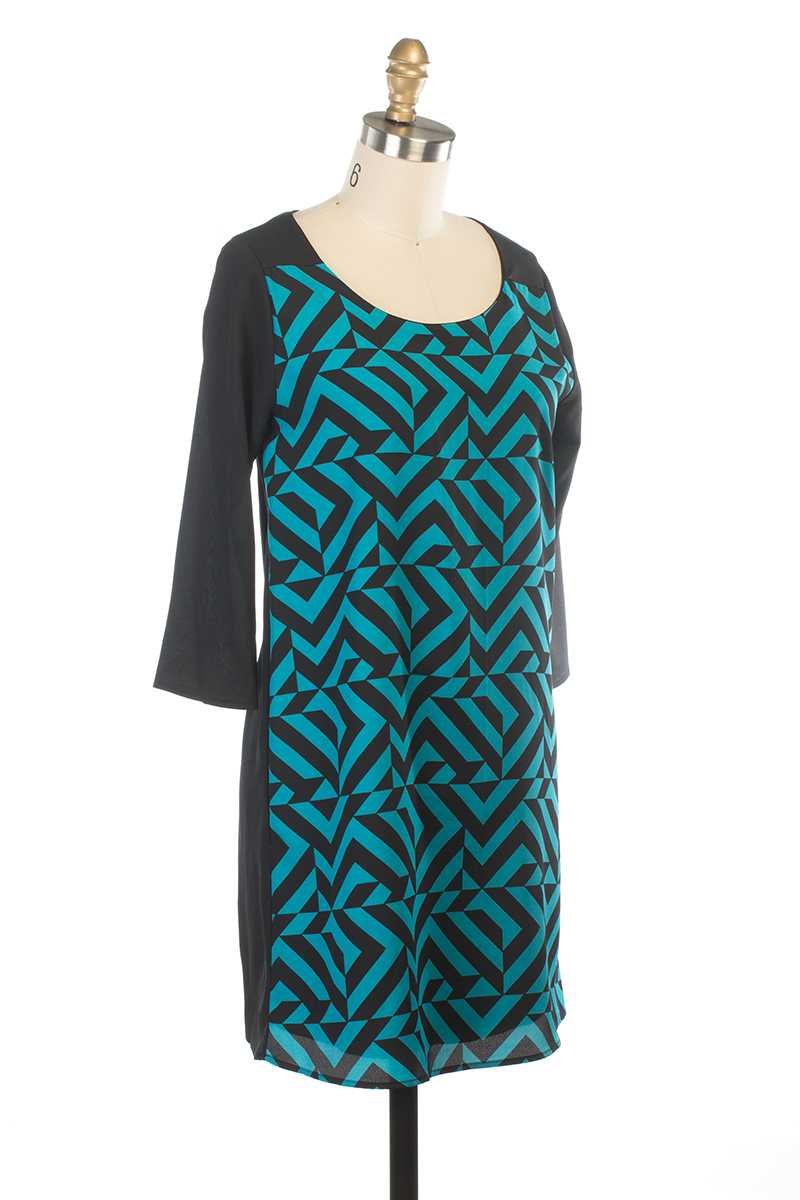 Everly Jaclyn Shift Dress - Talis Collection
