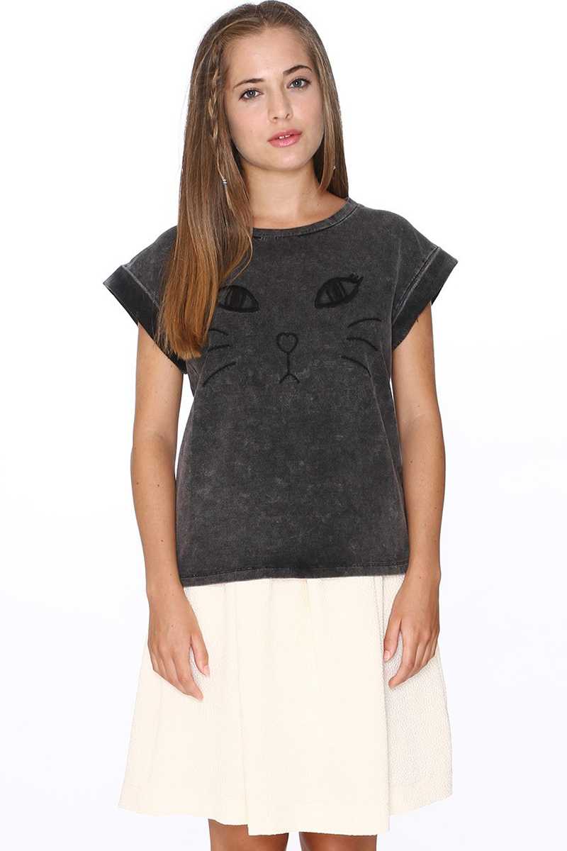 Pepaloves Cat Embroidery Oversized Top
